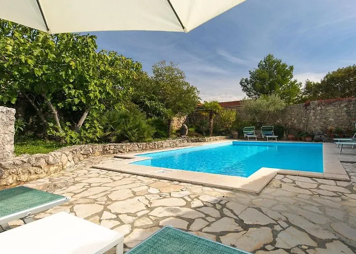 ヴィラ Rosemary *